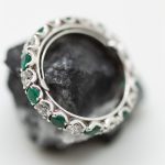 Anillo Caribe oro blanco y brillantes - Imagen 2