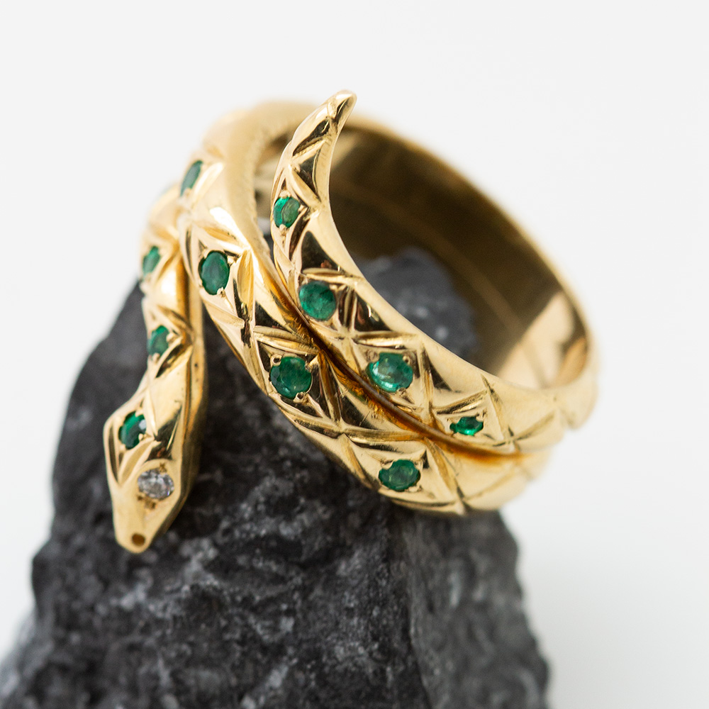 IMG_4346 Anillo Áspid oro y esmeraldas - Imagen 1