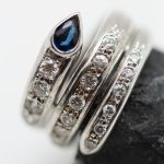 Anillo Mamba oro con brillantes y zafiros - Imagen 2