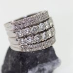 Anillo Reina de España oro blanco y brillantes - Imagen 2