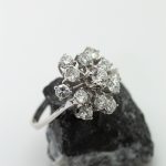 Anillo Victoria oro blanco y brillantes - Imagen 3