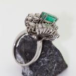 Anillo María Tudor brillantes y esmeralda - Imagen 3