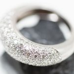 Anillo cuajado oro blanco