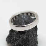 Anillo teresa oro blanco baguets - Imagen 2