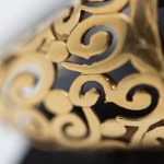 Anillo Dorina oro amarillo con central ónix