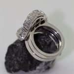 Anillo Ovalado oro blanco y brillantes - Imagen 2