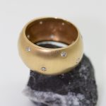 Anillo Galatea oro amarillo y brillantes