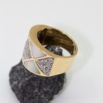 Anillo Odette oro amarillo nacar y brillantes