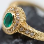 Anillo Ania oro amarillo brillantes y esmeralda - Imagen 6