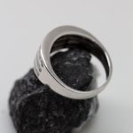 Anillo Triple baguettes oro blanco brillantes - Imagen 2