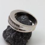 Anillo Sisi oro blanco y brillantes