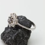 Anillo Rosa oro blanco y brillantes