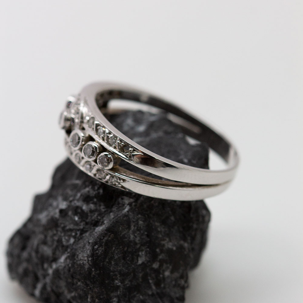 IMG_6573 Anillo Carina oro blanco y brillantes - Imagen 1
