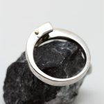 Anillo Liz oro blanco y brillante - Imagen 2