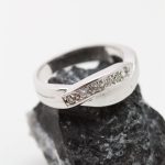 Anillo Fula oro blanco y brillantes - Imagen 3
