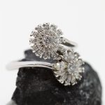 Anillo Doble roseta oro blanco y circonitas - Imagen 5