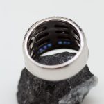 Anillo Maxi oro blanco brillantes y zafiros - Imagen 2