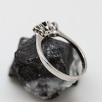 Anillo Trío oro blanco brillantes y zafiro - Imagen 2