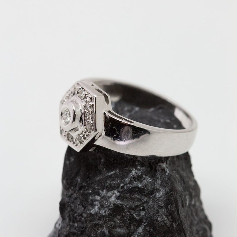 Anillo mini hexágono oro blanco y brillantes