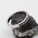 Anillo Denia oro blanco y zafiros - Imagen 3
