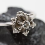 Anillo Estrella oro blanco y brillantes - Imagen 2