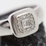 Anillo Cuadrado oro blanco y brillantes - Imagen 5