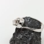 Anillo Labertino oro blanco y brillante - Imagen 2