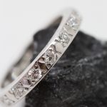 Anillo Giralda oro blanco y brillantes - Imagen 4