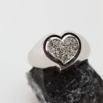 Anillo Corazón oro blanco y brillantes - Imagen 3