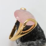 Anillo Catalina oro amarillo cuarzo rosa - Imagen 2