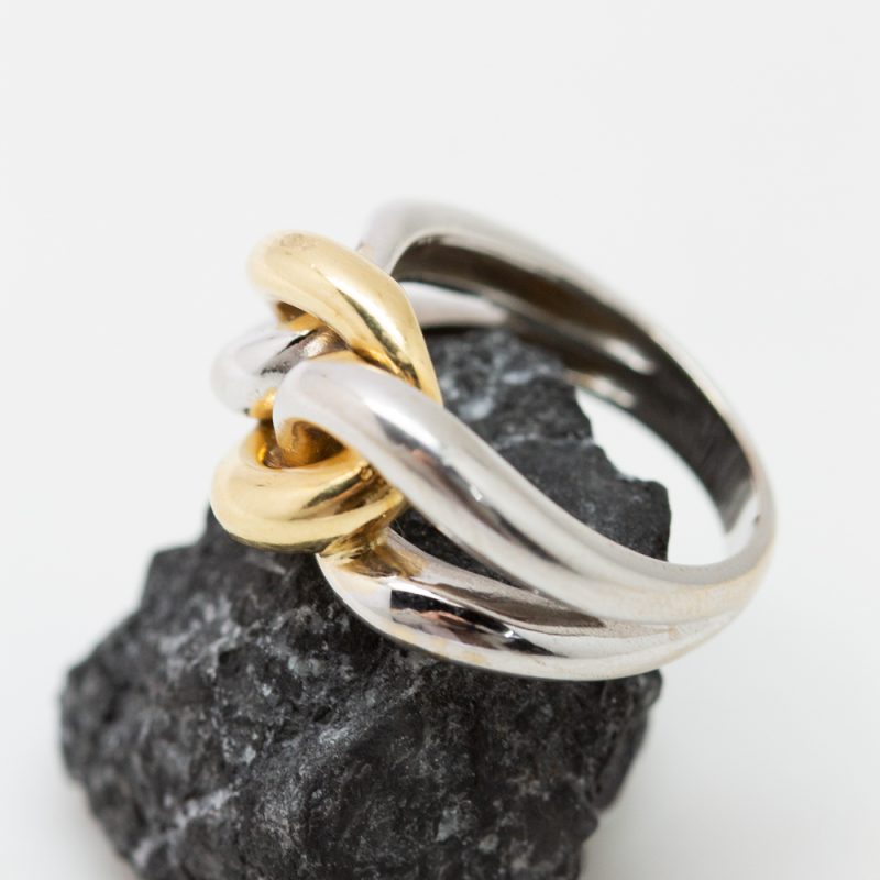 Anillo Ocho oro amarillo y blanco