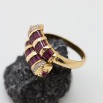Anillo Ivorra oro amarillo rubíes y brillantes