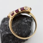 Anillo Ivorra oro amarillo rubíes y brillantes - Imagen 4