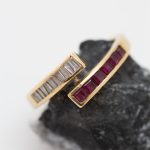 Anillo Roca oro amarillo brillantes y rubíes - Imagen 4