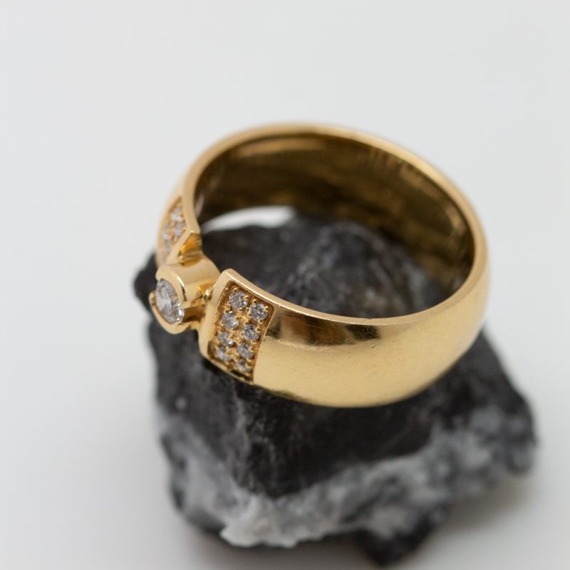 Anillo Eloise oro amarillo y brillantes