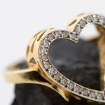 Anillo Corazón oro amarillo brillantes - Imagen 5