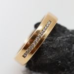 Anillo Aine oro amarillo y brillantes - Imagen 4