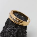 Anillo Moira oro amarillo y brillantes