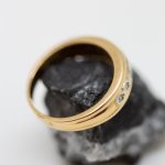 Anillo Moira oro amarillo y brillantes - Imagen 3