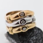 Anillo Tres oros y brillantes - Imagen 3