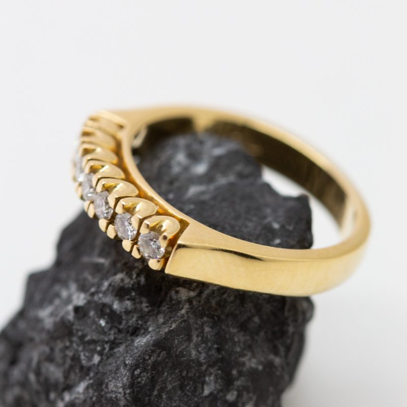 Anillo Paola oro amarillo brillantes