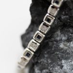Pulsera Alice oro blanco brillantes y zafiros