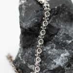 Pulsera Rivier Camila oro blanco y brillantes - Imagen 4