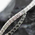 Pulsera Clara rígida oro blanco brillantes - Imagen 3