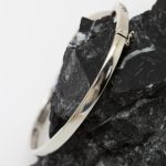 Pulsera Clara rígida oro blanco brillantes - Imagen 5