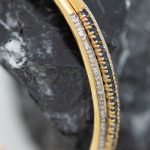 Pulsera Carolina rígida oro amarillo brillantes y zafiros - Imagen 4