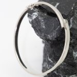 Pulsera Sara rígida oro blanco y brillantes