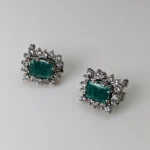 Pendientes Realeza de oro blanco con esmeralda y brillantes