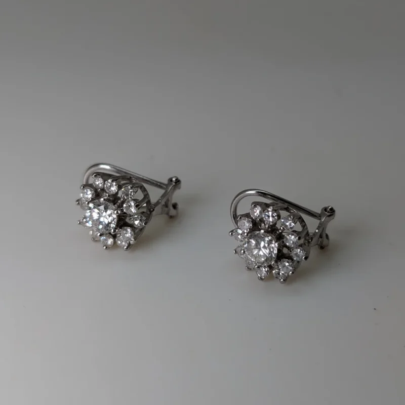 Pendientes Rosa de oro blanco con brillantes
