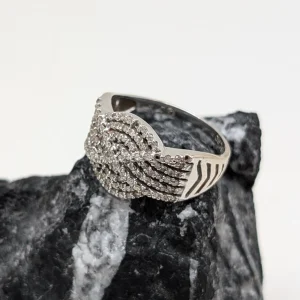 Anillo Martina de oro blanco con brillantes